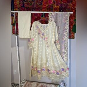 Pakistani Indian white dress